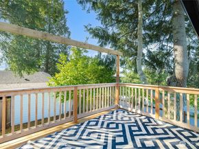 1112 Redmond Avenue NE, Renton WA 98056