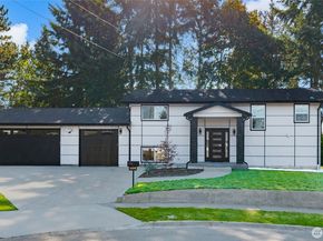 1112 Redmond Avenue NE, Renton WA 98056