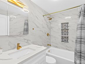 1112 Redmond Avenue NE, Renton WA 98056