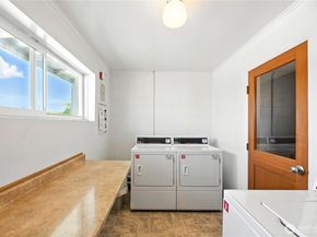 201 2nd Street S 212, Kirkland WA 98033
