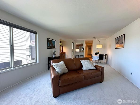 3204 Alki Avenue SW 1, Seattle WA 98116