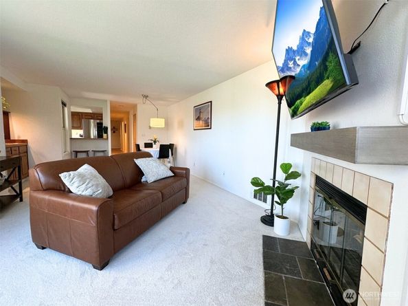 3204 Alki Avenue SW 1, Seattle WA 98116