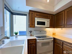 3204 Alki Avenue SW 1, Seattle WA 98116