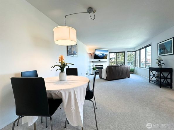 3204 Alki Avenue SW 1, Seattle WA 98116
