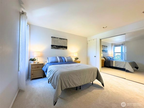 3204 Alki Avenue SW 1, Seattle WA 98116