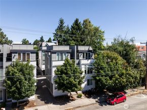 1134 N 90 Street D, Seattle WA 98103