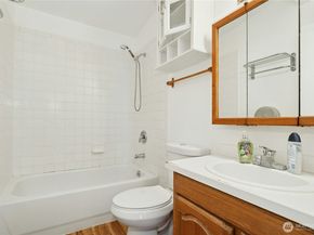 920 2nd Avenue SE, Issaquah WA 98027