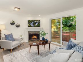 12009 100th Avenue NE 1, Kirkland WA 98034