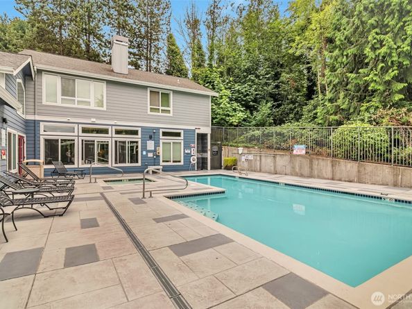 3924 243rd Place SE G204, Bothell WA 98201