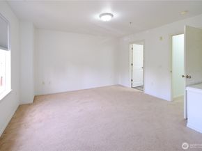 28710 S 34th Avenue B5, Auburn WA 98001