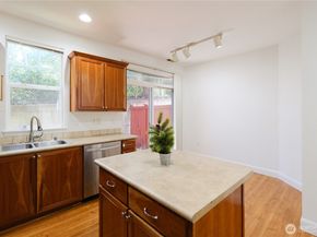 28710 S 34th Avenue B5, Auburn WA 98001