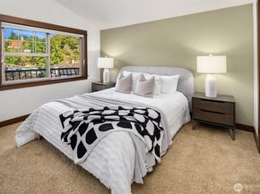 9113 45th Avenue SW, Seattle WA 98136