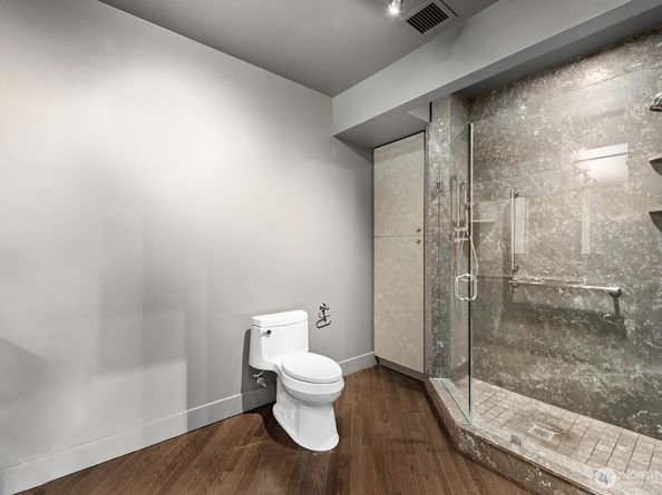 745 Bellevue Avenue E 402, Seattle WA 98102