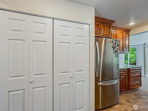 4164 Factoria Boulevard SE B11, Bellevue WA 98006