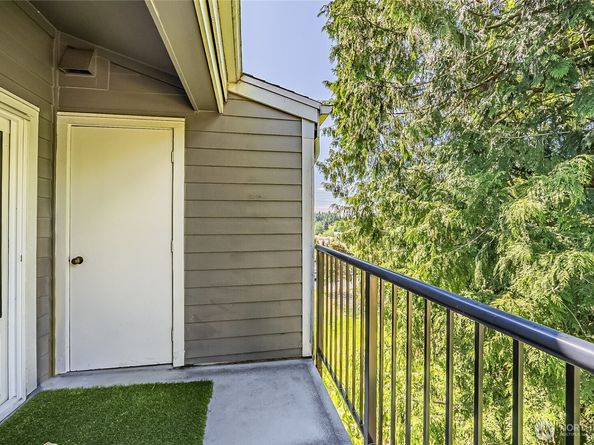 4164 Factoria Boulevard SE B11, Bellevue WA 98006
