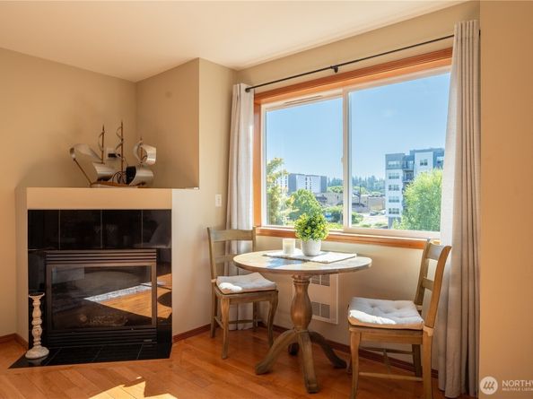 12723 35th Avenue NE B, Seattle WA 98125