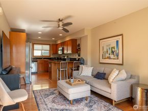 12723 35th Avenue NE B, Seattle WA 98125