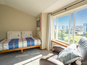 12723 35th Avenue NE B, Seattle WA 98125