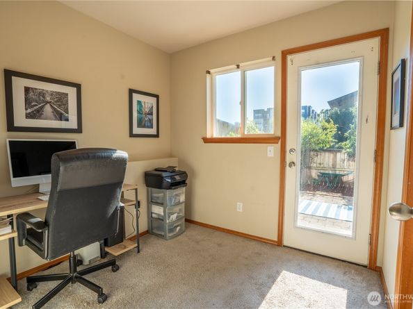 12723 35th Avenue NE B, Seattle WA 98125