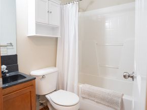 12723 35th Avenue NE B, Seattle WA 98125