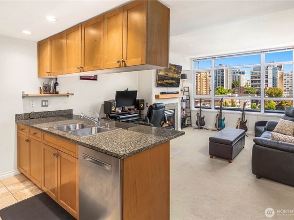 1420 Terry Avenue 1607, Seattle WA 98101