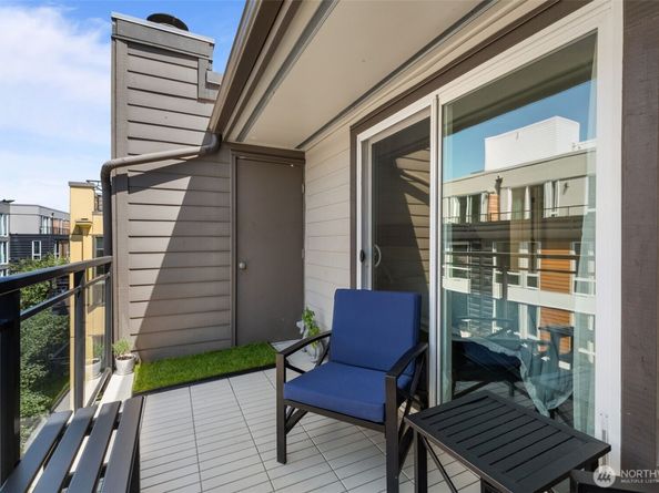 2219 14th Avenue W 405, Seattle WA 98119