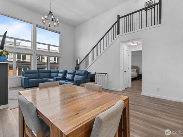 2219 14th Avenue W 405, Seattle WA 98119
