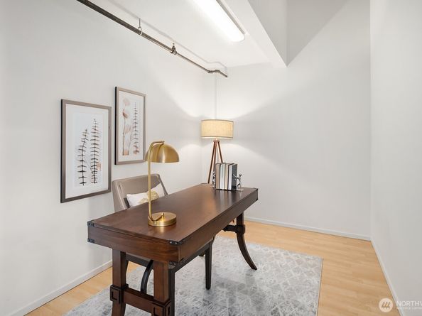 2400 8th Avenue N 2, Seattle WA 98109