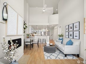 2400 8th Avenue N 2, Seattle WA 98109