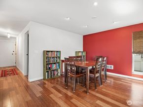3661 24th Place W 401, Seattle WA 98199