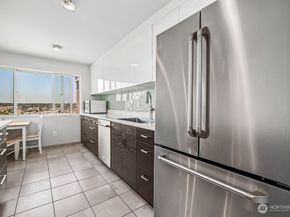 3661 24th Place W 401, Seattle WA 98199
