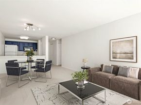 10501 8th Avenue NE 334, Seattle WA 98125