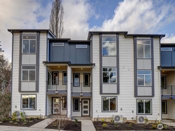 6722 NE 187th Street