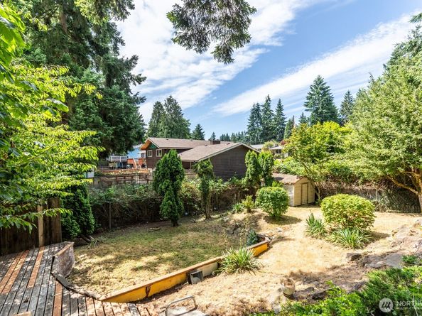 1847 N 183rd St, Shoreline WA 98133