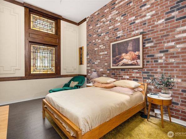 1843 16th Avenue 2, Seattle WA 98112