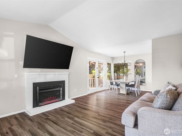 1617 SW 324th Place, Federal Way WA 98023