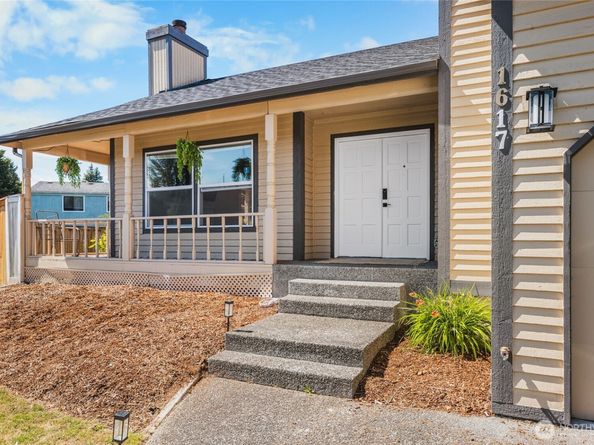 1617 SW 324th Place, Federal Way WA 98023