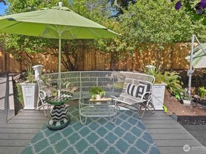 11811 33rd Avenue NE, Seattle WA 98125