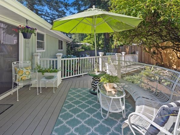 11811 33rd Avenue NE, Seattle WA 98125