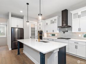 13001 75th Place S, Seattle WA 98178