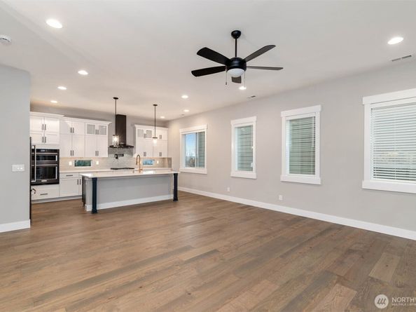 13001 75th Place S, Seattle WA 98178