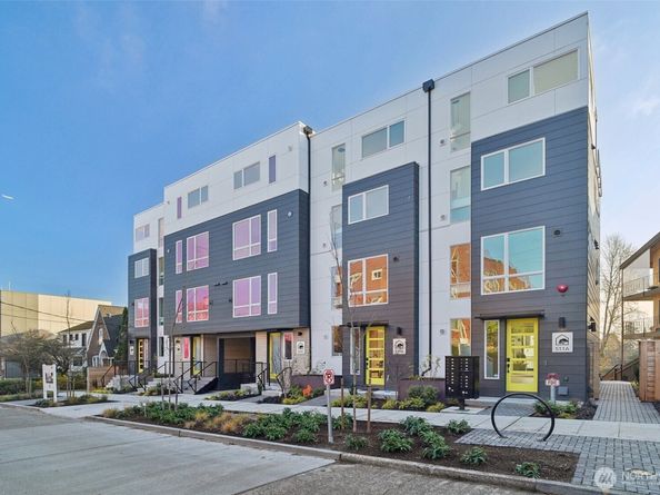 511 Howe Street A, Seattle WA 98109