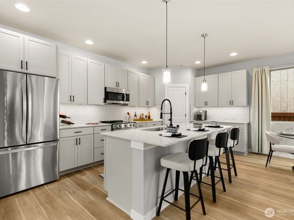 12433 SE 256th Place 4, Kent WA 98030