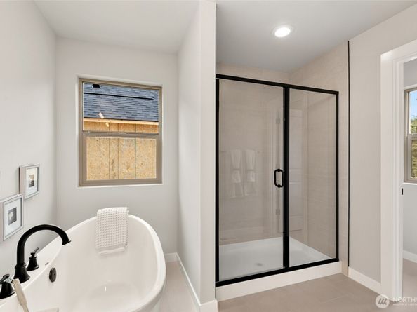 12433 SE 256th Place 4, Kent WA 98030