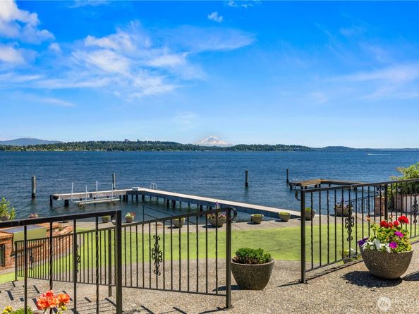 6669 N NE Windermere Road, Seattle WA 98115