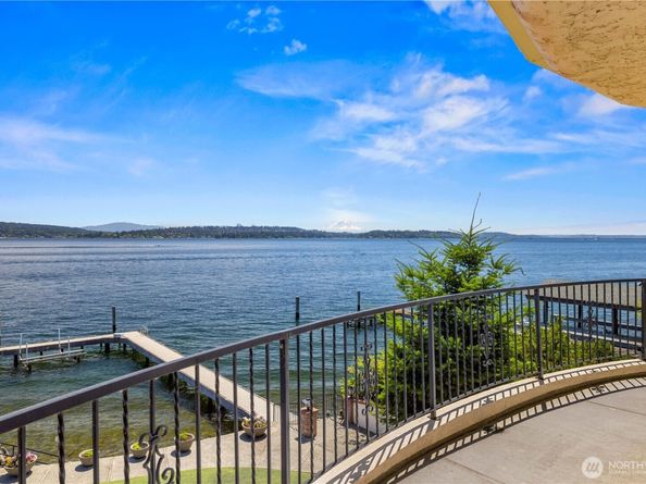 6669 N NE Windermere Road, Seattle WA 98115