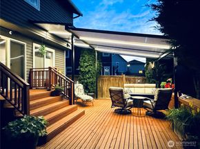 4318 NE 9th Place, Renton WA 98059
