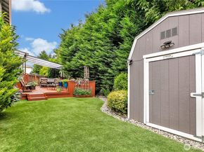 4318 NE 9th Place, Renton WA 98059