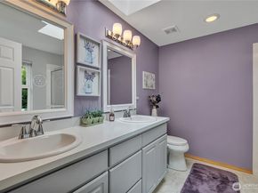 4318 NE 9th Place, Renton WA 98059