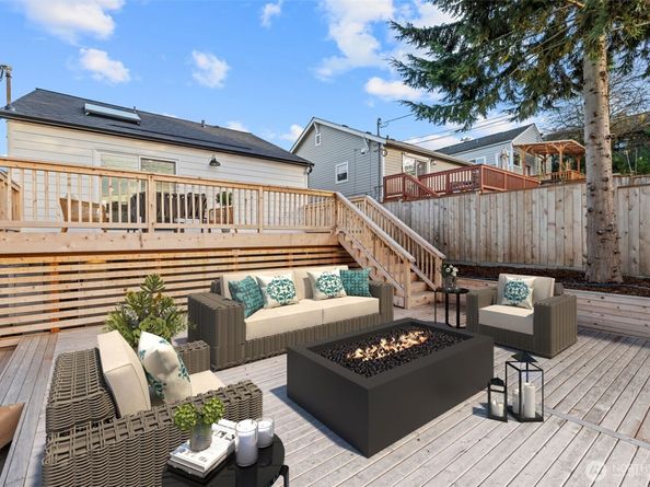 4725 37th Avenue SW, Seattle WA 98126